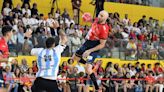 Los Hispanos superan a Argentina en la tarde antes de los descartes