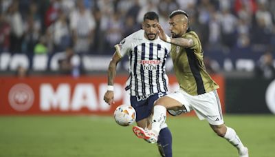 1-1. Con gol de Vidal, Colo Colo empata con Alianza Lima y sube al segundo lugar del Grupo