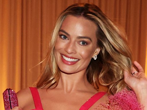 Margot Robbie se despide de su melena larga a lo Barbie para atreverse a llevar el corte de moda