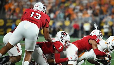 NC State football suffers defensive collapse in blowout loss to Tennessee