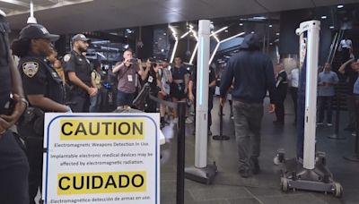 紐約試驗在地鐵站設武器偵測掃描器 冀遏止暴力事件