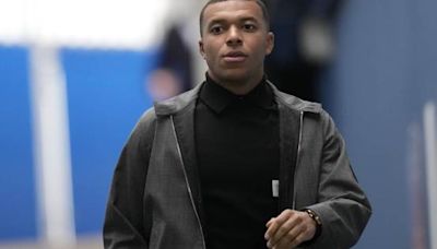 Mbappé firma contrato con el Real Madrid por 5 temporadas