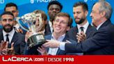 Almeida felicita al Real Madrid, que "jamás se rinde y siempre quiere ganar", por el 36º título de liga