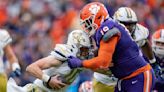 Clemson defensive tackle Capehart charged with unlawful possession of weapon