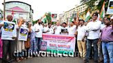 Udupi: Dist Cong stages protest against Centre's 'budget neglect of Karnataka'