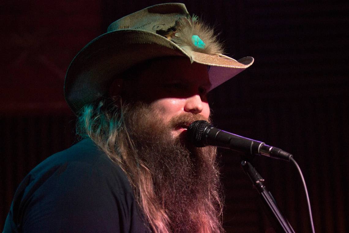 Chris Stapleton hits Arlington in flawless fighting form. Intimate, enthralling, bare bones