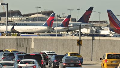 Los Angeles city authorities set date for LAX train