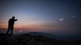 Astrophotographer captures planetary parade with the moon in stunning photo