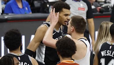 NBA: Los Spurs vencen a los Nuggets y se aprieta el Oeste