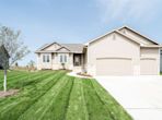 1073 S Arbor Creek Ct, Goddard KS 67052