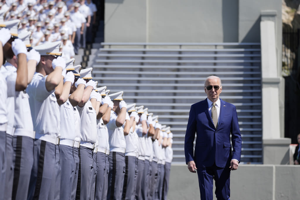 Biden gives commencement at West Point U.S. Military Academy