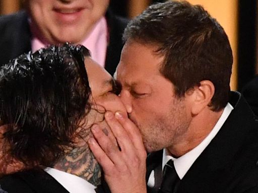 The Bear's Matty Matheson and Ebon Moss-Bachrach talk THAT Emmys kiss