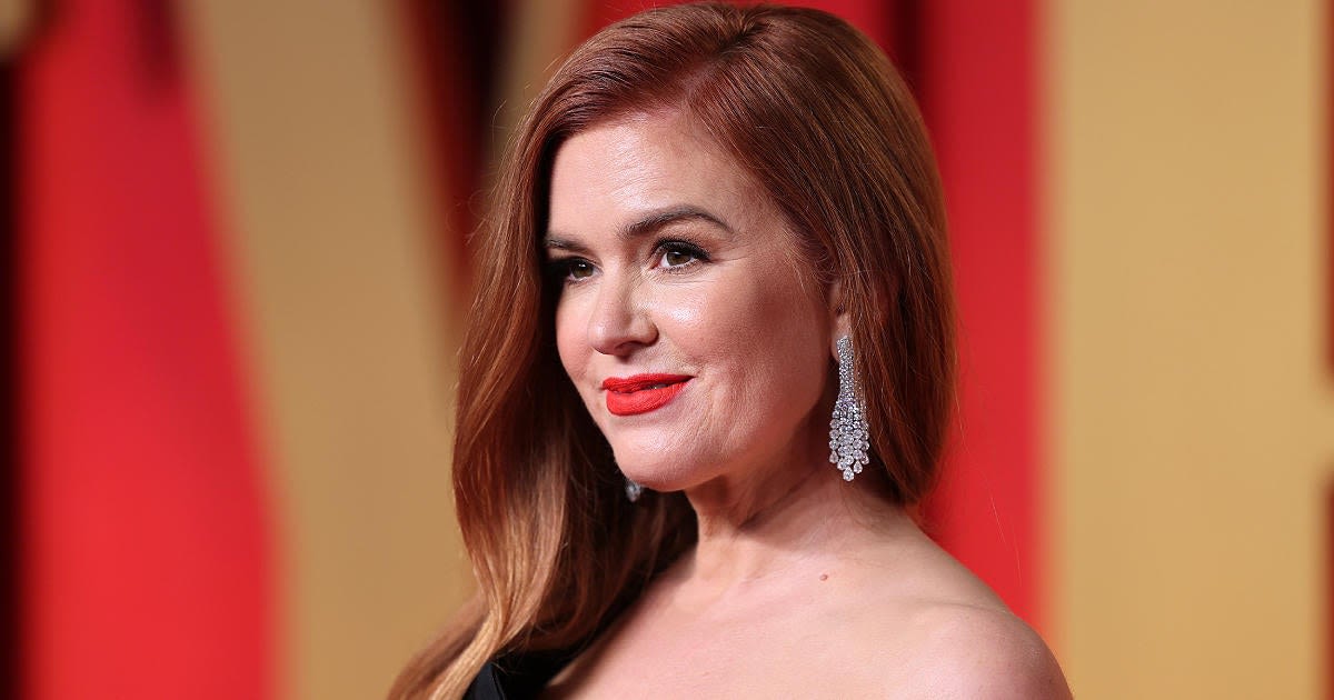 Isla Fisher Says She's Ready to Date Again After Sacha Baron Cohen Divorce