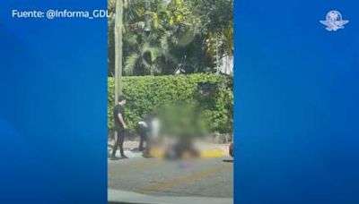 Captan a un policía pelando a golpes con dos mujeres en Jalisco; ya se abrió investigación