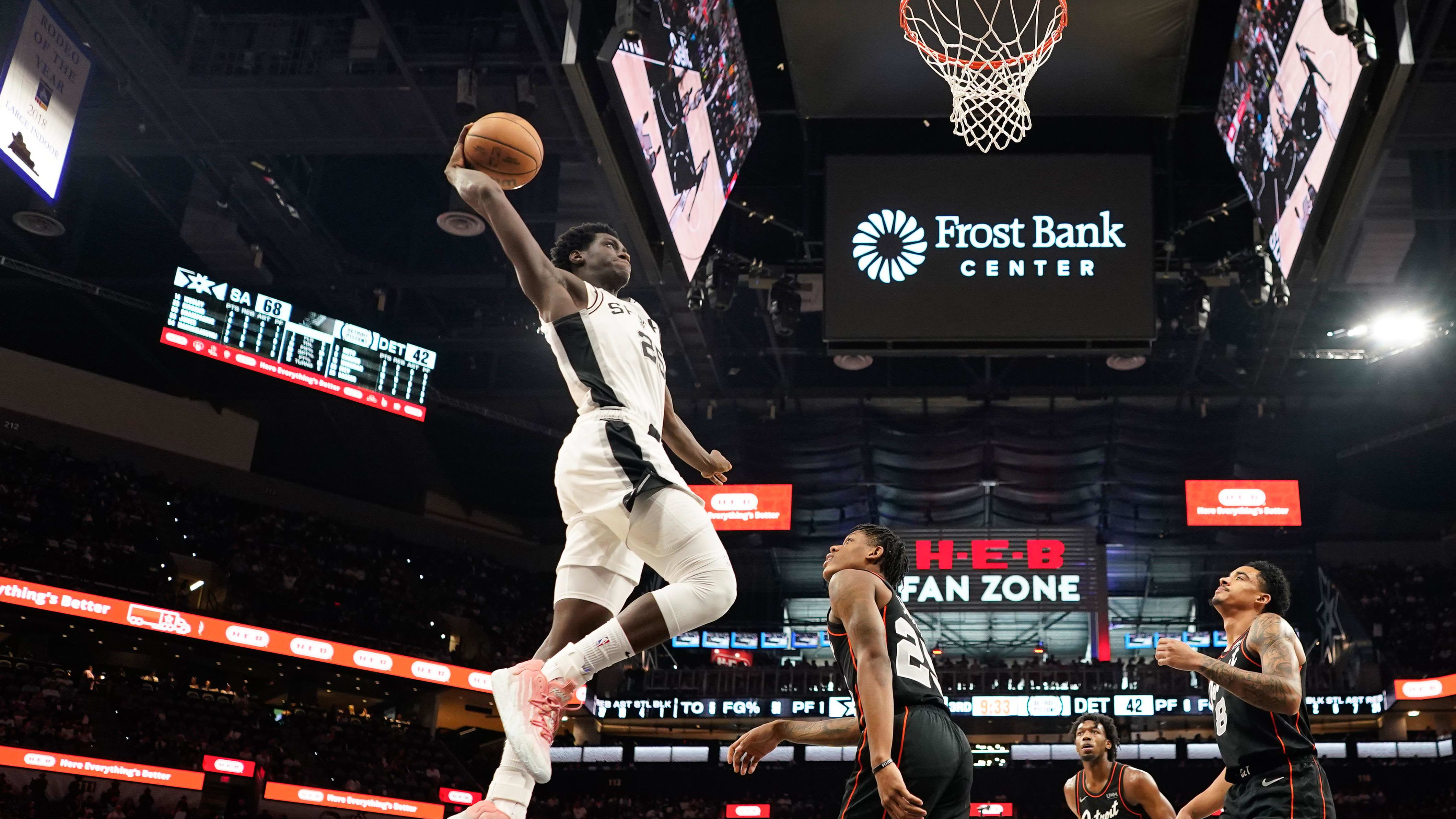 Spurs Season In-Review: Sidy Cissoko Shows Promise In Rookie Year