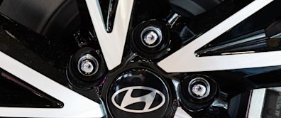 Hyundai Adds More Banks for Possible Record India IPO