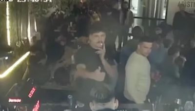 Vídeo mostra jogadores de rugby franceses em bar antes de acusação de estupro: 'Consumiram bastante álcool'