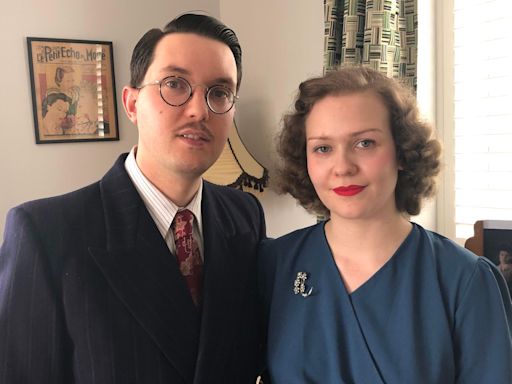 La joven pareja que vive como en la década de los años 40