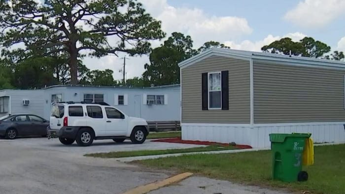 Rent for mobile home lots in Florida keeps increasing. Will new law help?