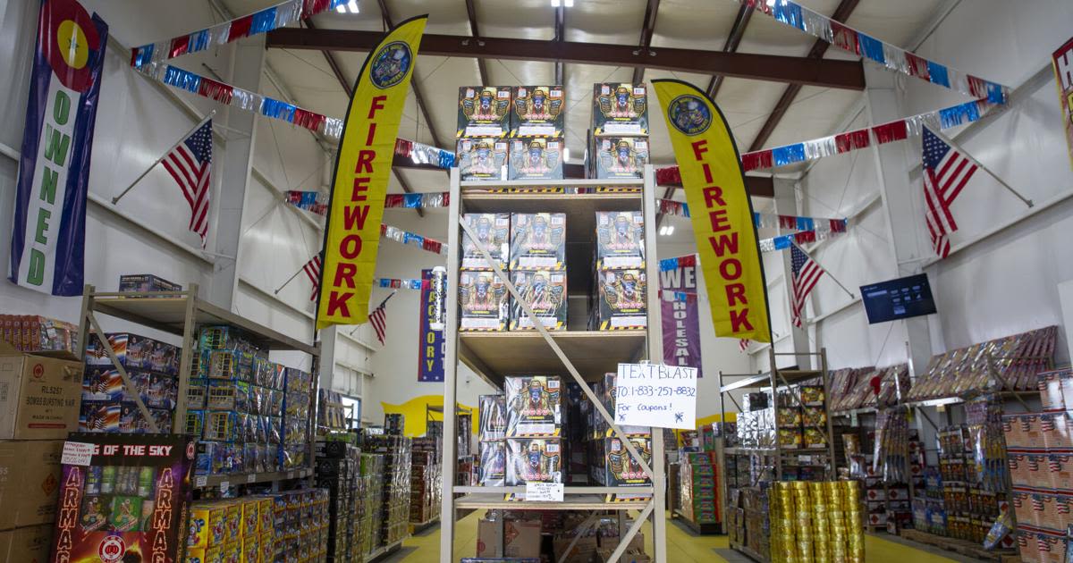 Fireworks stores reopen after legal clash with Laramie County