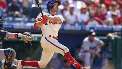 Marlins score a pair runs in the seventh inning to edge Phillies, 3-2