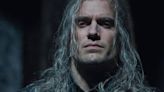 The Witcher: pausan rodaje de la Temporada 3; Henry Cavill dio positivo a COVID-19