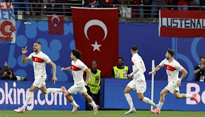 Türkiye leads 1-0 against Austria in Euro 2024