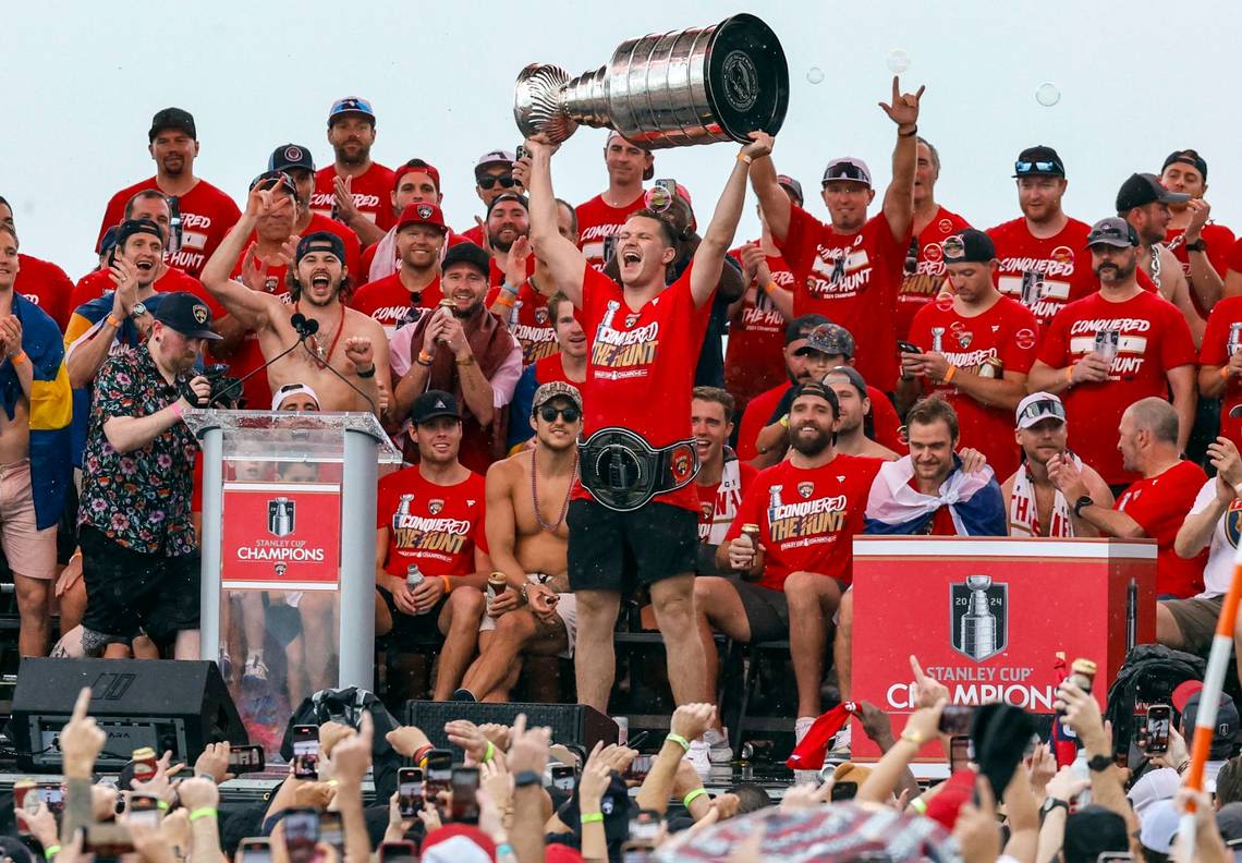 Cats take over the beach: Panthers celebrate first Stanley Cup with historic parade