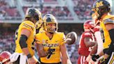 Brawl doesn't slow down Missouri in dominating 48-14 win over Arkansas