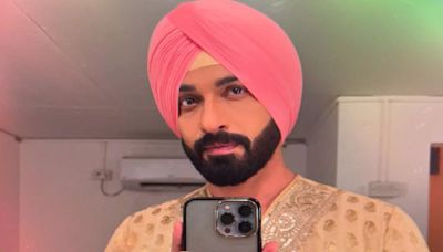 Vijayendra Kumeria Shares Last Selfie As Angad Singh Brar From Teri Meri Doriyaann Set: ‘It’s A Wrap’