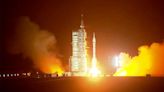 Veteran taikonaut, 2 rookies launched to Chinese space station