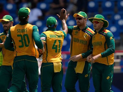 'Everyone in South Africa Dreams of the Time When a Trophy Gets Lifted', Says Coach Rob Walter Ahead of SA vs AFG ...