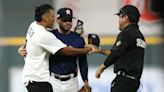 Three outs from victory, selfie-seeking Astros fan accosts Jose Altuve: 'We need to win today'