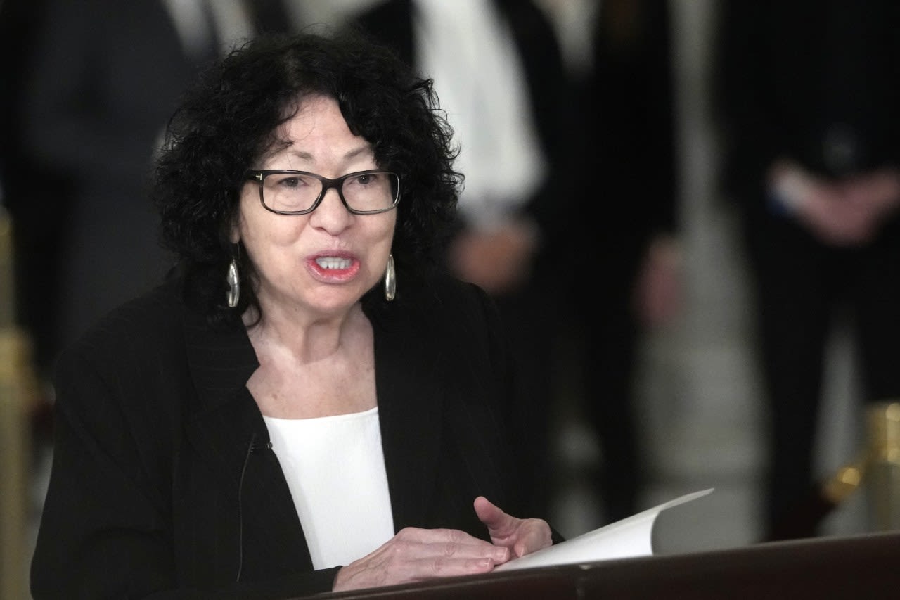 Sotomayor rips Thomas’s bump stocks ruling in scathing dissent read from bench