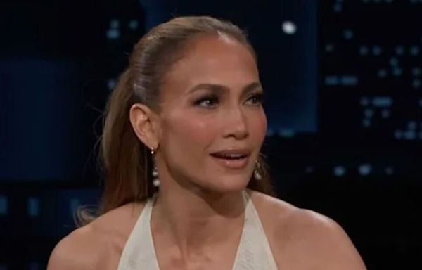 Jennifer Lopez stays quiet about Ben Affleck split rumours during new interview