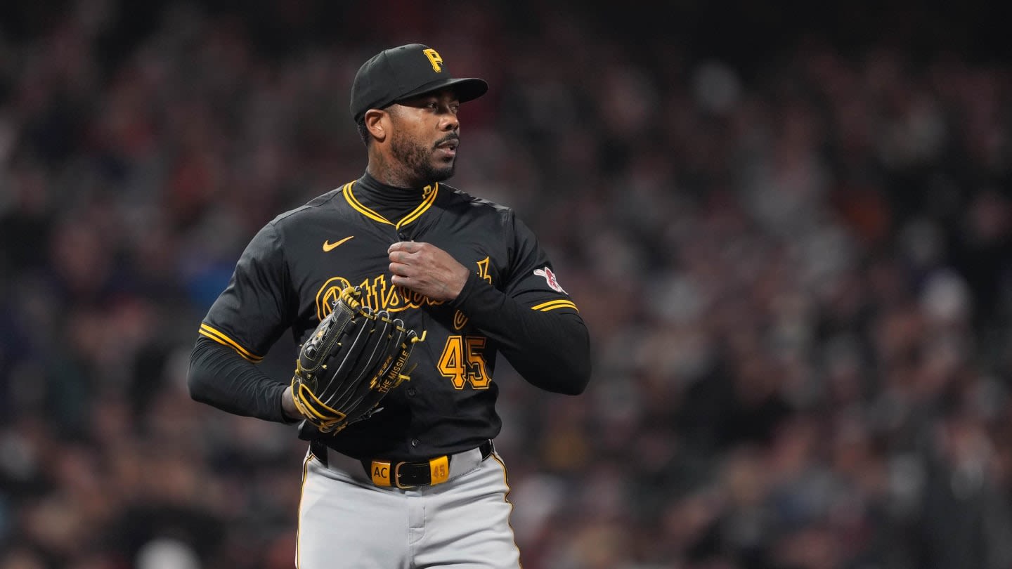 Andrew McCutchen Mocks Aroldis Chapman for Dramatic Overreaction on Mound