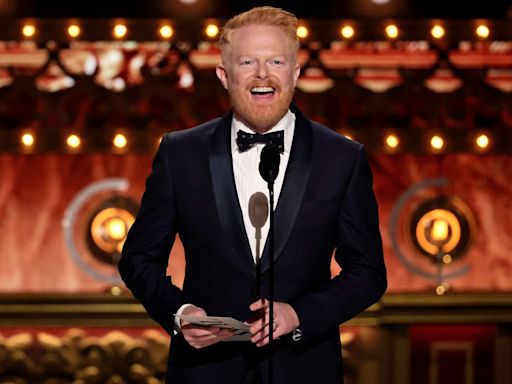 Jesse Tyler Ferguson Gives Husband Justin Mikita a Father's Day Shout-Out from 2024 Tony Awards Stage