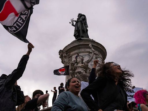 AP PHOTOS: Friends, foes of France’s far-right National Rally scramble after first round of voting