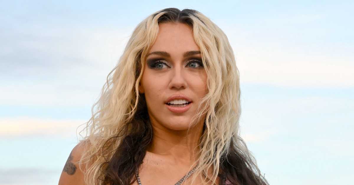 Fans Say Miley Cyrus Is Back in Her 'Can't Be Tamed' Era While Debuting Hair Transformation on Magazine Cover