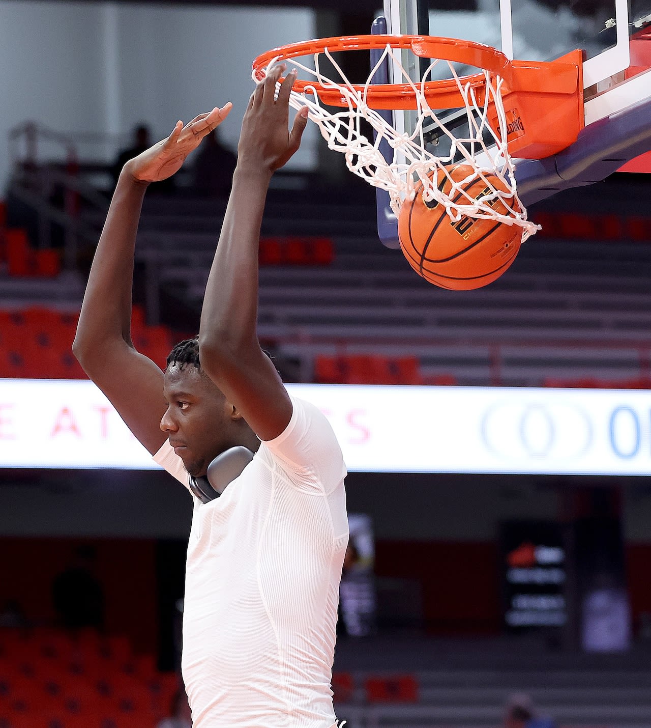 Former Syracuse center William Patterson transfers to High Point (report)