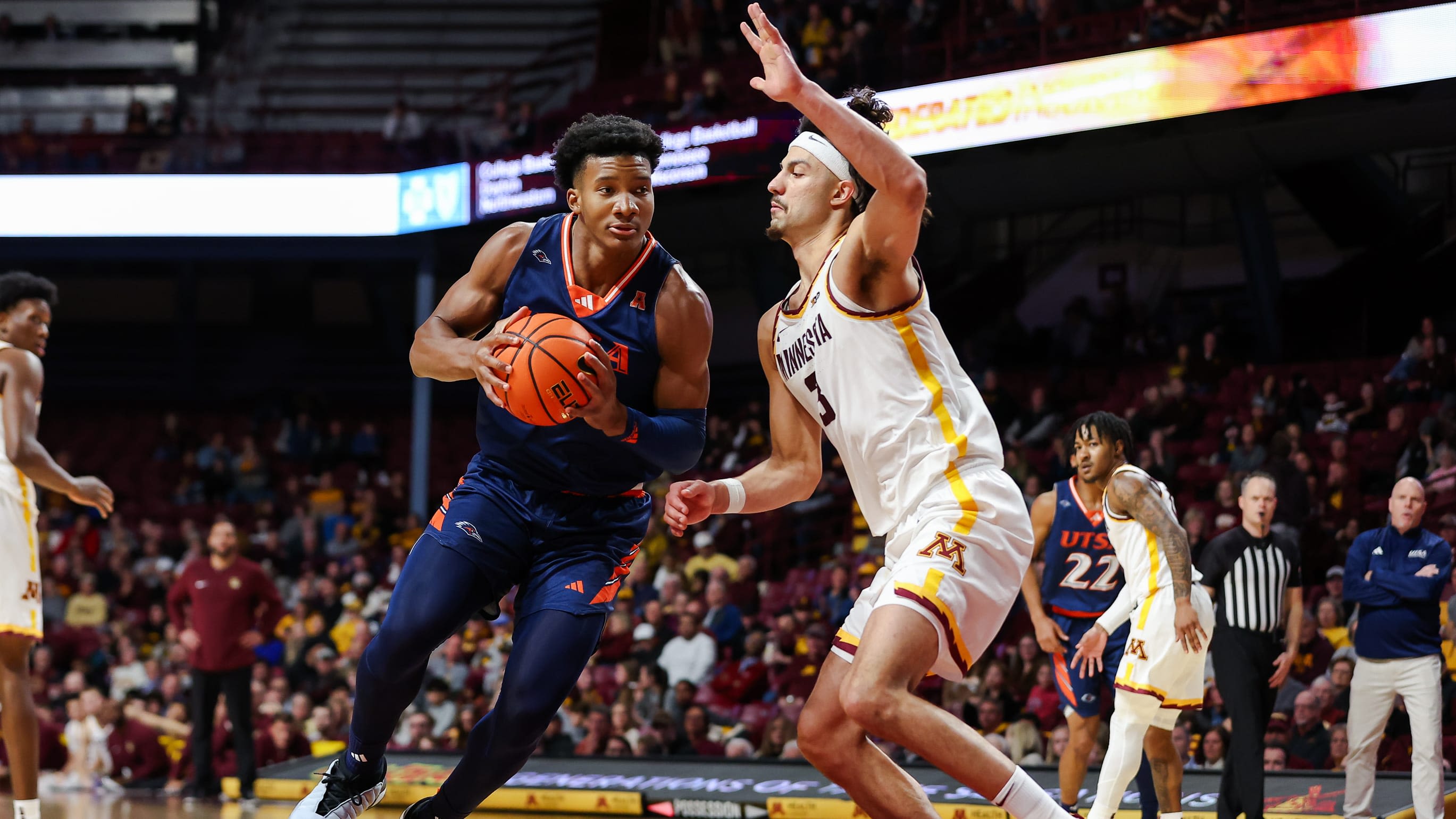 UTSA transfer forward Trey Edmonds commits to Gophers