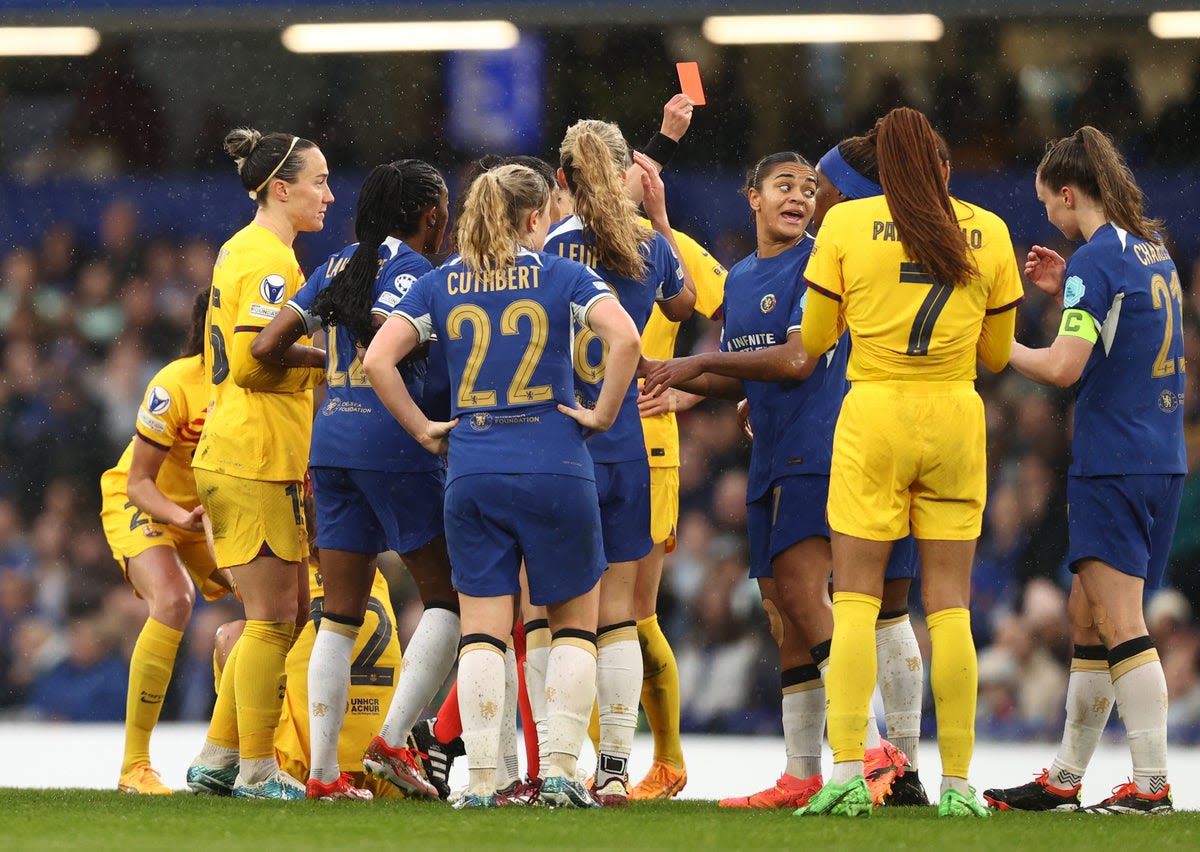 Emma Hayes: Chelsea 'robbed' by 'worst decision in Women’s Champions League history'