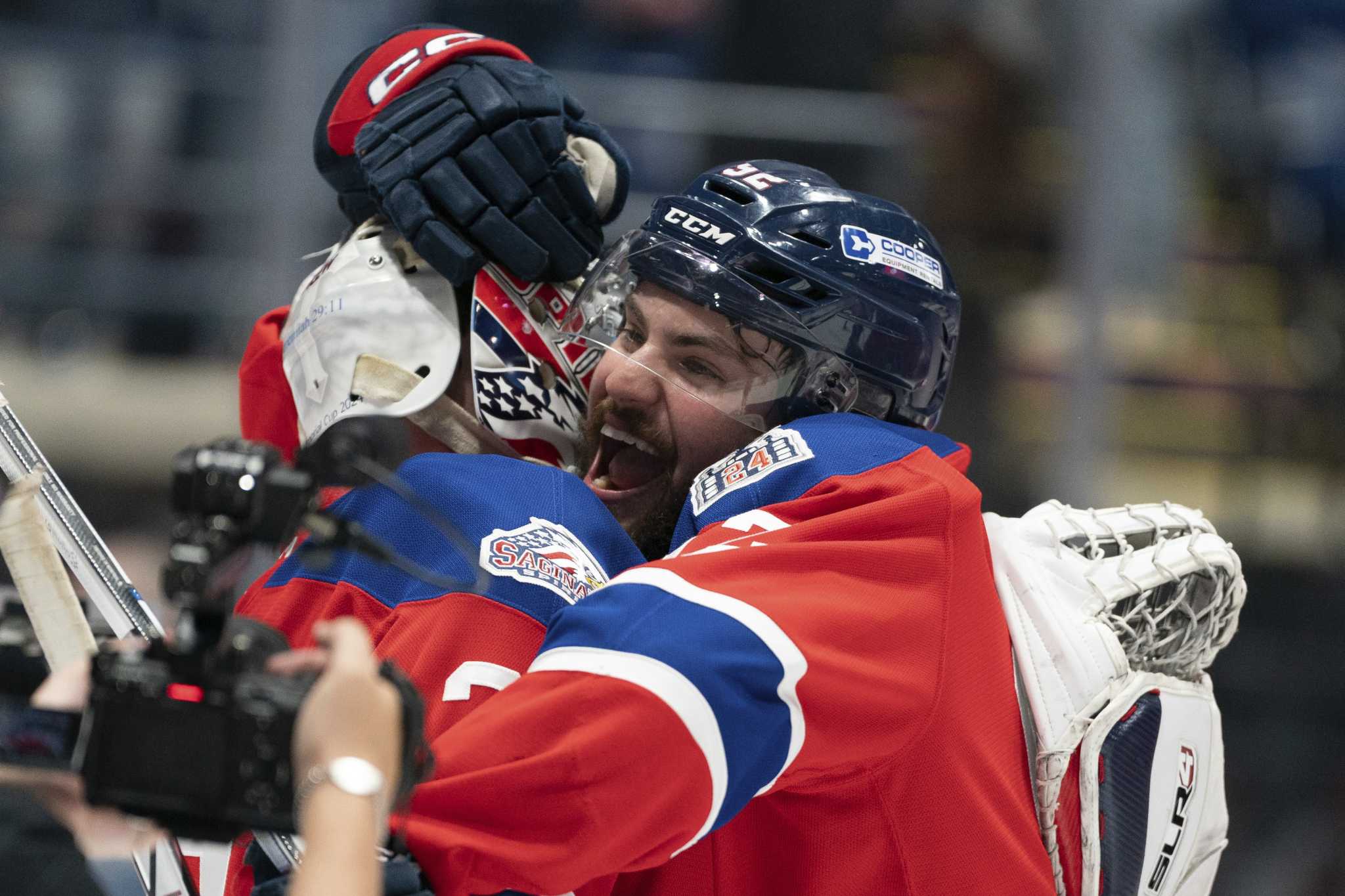 Host Saginaw opens the Memorial Cup with a 5-4 victory over Moose Jaw