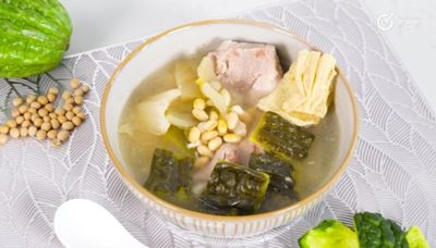 湯水食譜｜苦瓜黃豆排骨湯