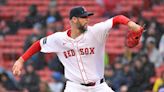 Red Sox place Chris Martin on the 15-day injury list because of anxiety
