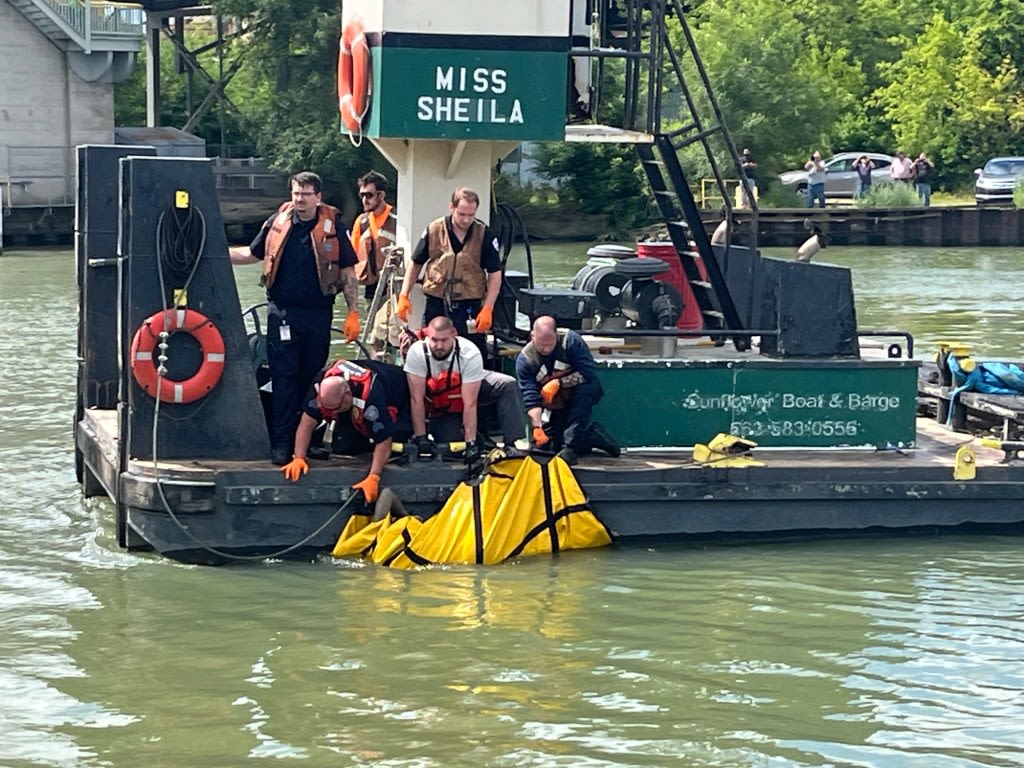 Body found floating down Black River in Lorain