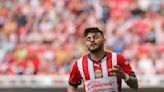 Alexis Vega, el jugador que carga con la maldición y el fracaso de Chivas