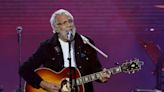Yusuf / Cat Stevens Joins George Harrison’s Dark Horse Records, Covers ‘Here Comes the Sun’