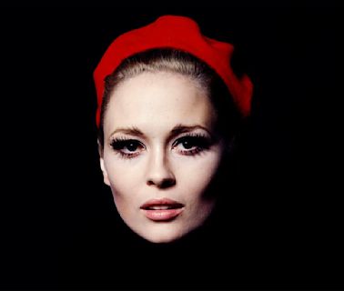 ‘Faye’ Review: HBO’s Faye Dunaway Doc Is a Revealing Portrait of the Complicated Woman Behind the Screen Icon