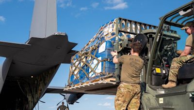 Mientras la ONU pide ayuda para Haití, el Pentágono envía otro vuelo militar con suministros